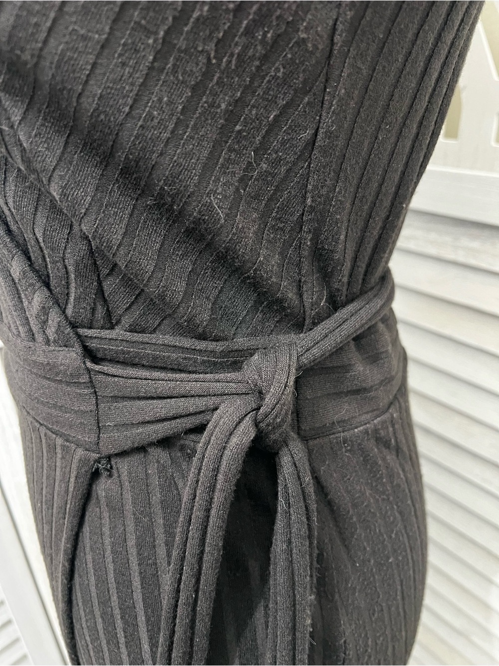 Emprada Sleeveless Black Ribbed Wrap Dress - Picture 5 of 11